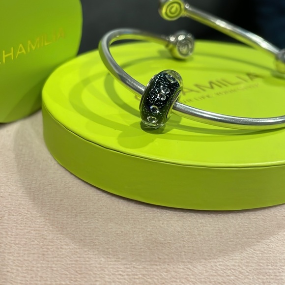 Chamilia Murano Glass Charm - Picture 3 of 3